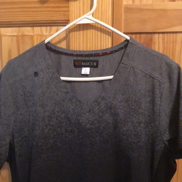 Uniform Top - Picture 2 of 3